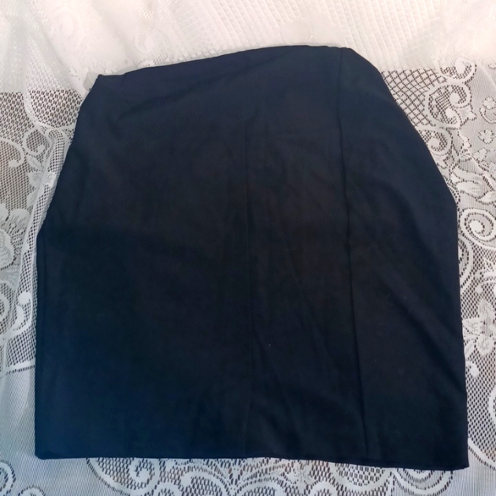 M Motherhood black maternity skirt 6048
